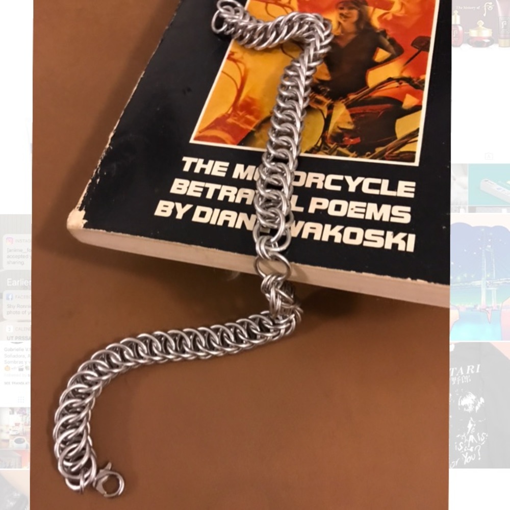 Chainmail choker necklace